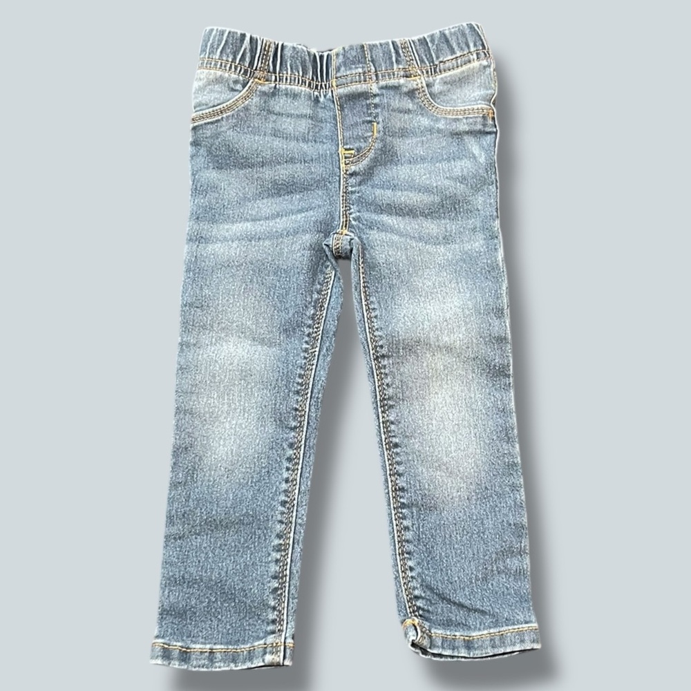 Old Navy Light Wash Jeggings Toddler Girl & Boy size 2T, elastic waistband
